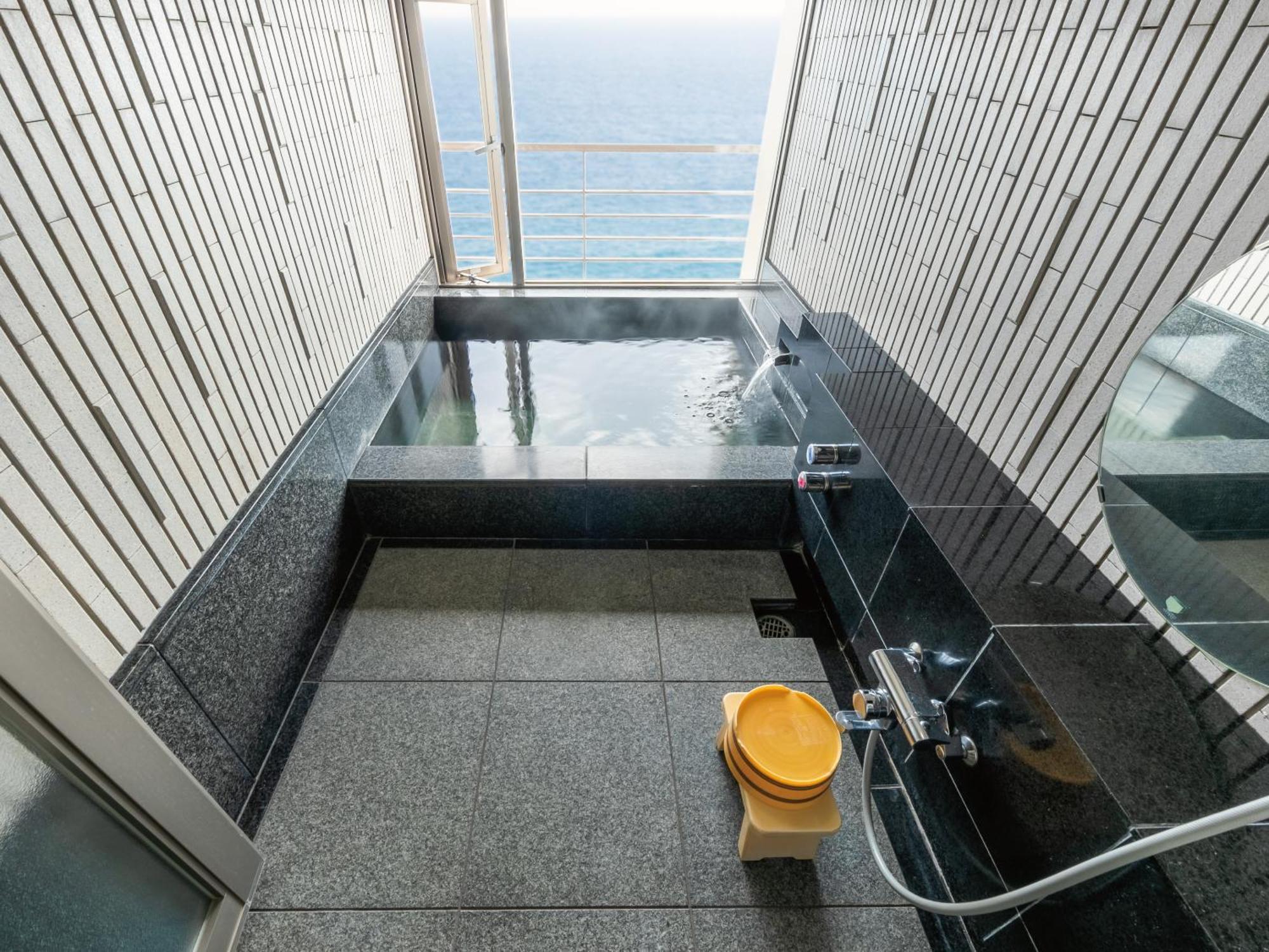 Apartamento estudio de 34 m² en Higashiizu, con 1 baño privado. Habitación foto